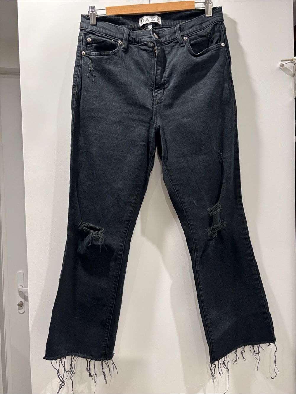 Daze Black Distressed Women's Jeans W30